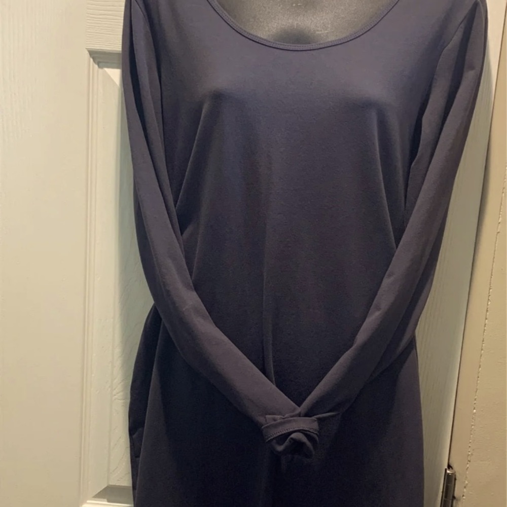 New basic black dress size large